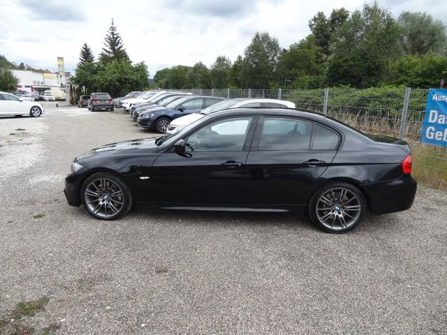 Fahrzeugabbildung BMW 335i M-Sportpaket/Xenon/1.Hand/Original Zustand