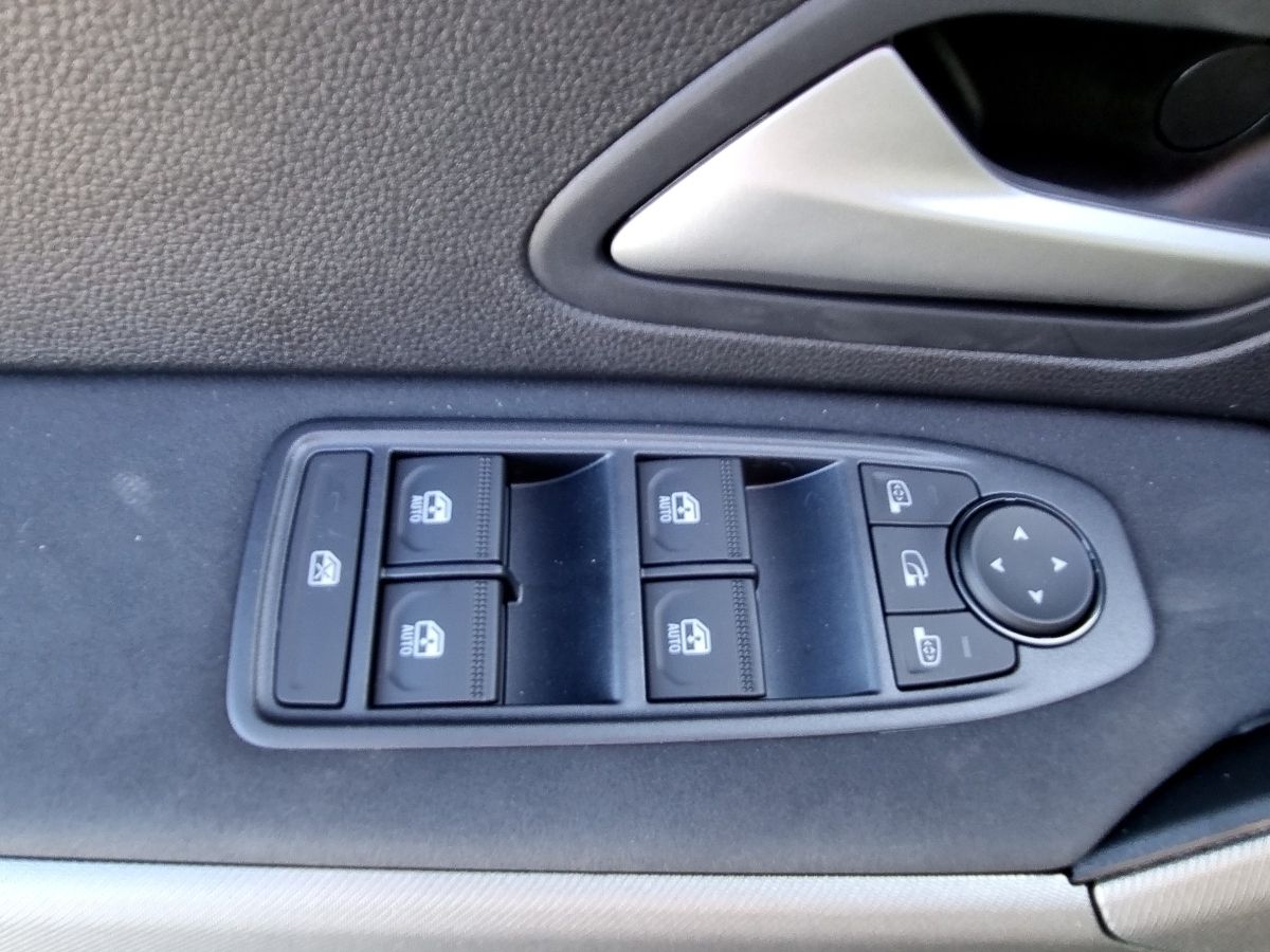 Fahrzeugabbildung Dacia Bigster Journey HYBRID 155
