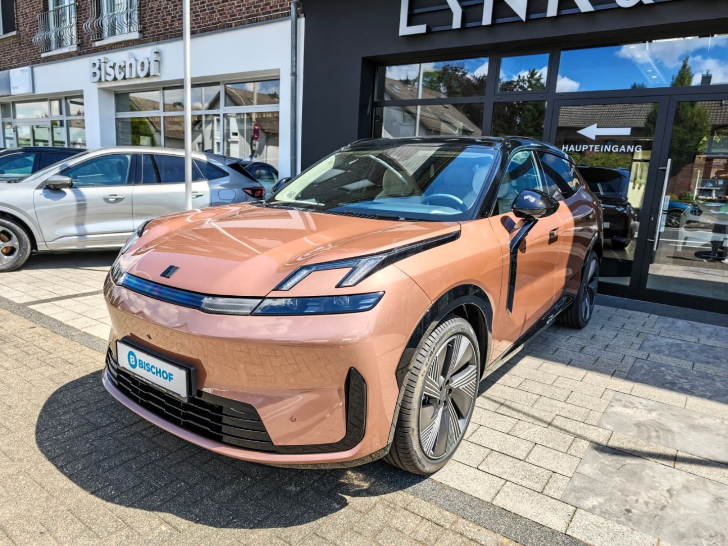 Lynk & Co 08