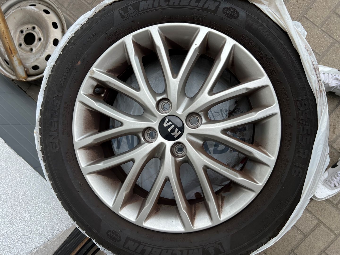 Fahrzeugabbildung Kia Rio Dream Team 1.0 T-GDI Navi Klimaautom DAB SHZ