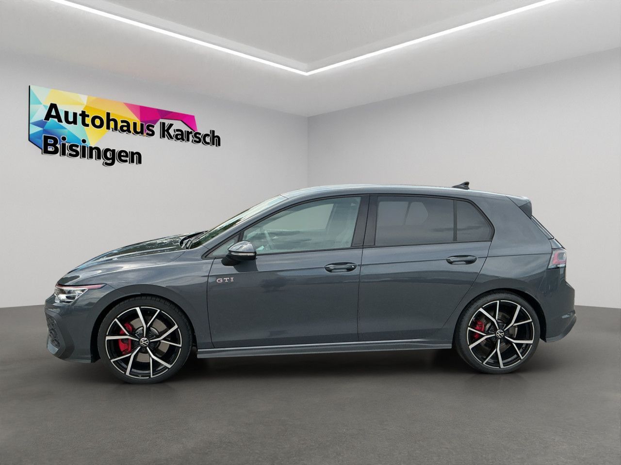 Volkswagen Golf VIII 2.0 TSI DSG GTI APP, PDC, KAMERA foto 3