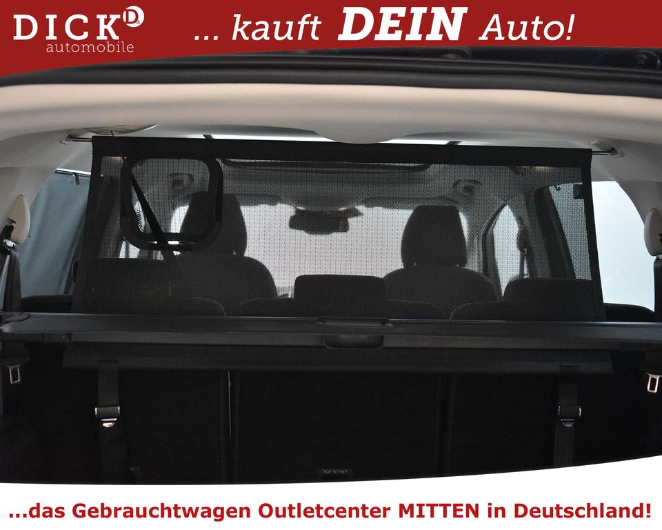 Ford S-Max 2.0d Titan PANO+NAVI+KAM+AHK+SHZ+