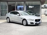 Jaguar XE 2.0 Diesel 180CV E6 Automatica - 2019 - silberne Jaguar XE