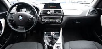 Fahrzeugabbildung BMW 120i Advantage KLIMAAUTO.|PDC|SHZ|
