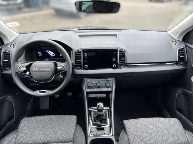 Karoq Tour 1.5 TSI 110kW 360°+PANO+AHK+NAVI+LED