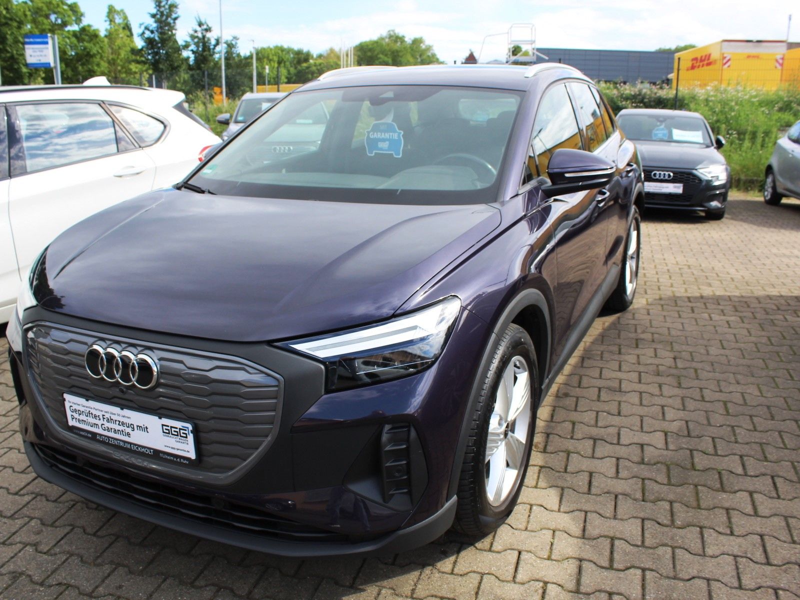Audi Q4 e-tron 45 quattro AHK LED NAVI 19 Zoll Top