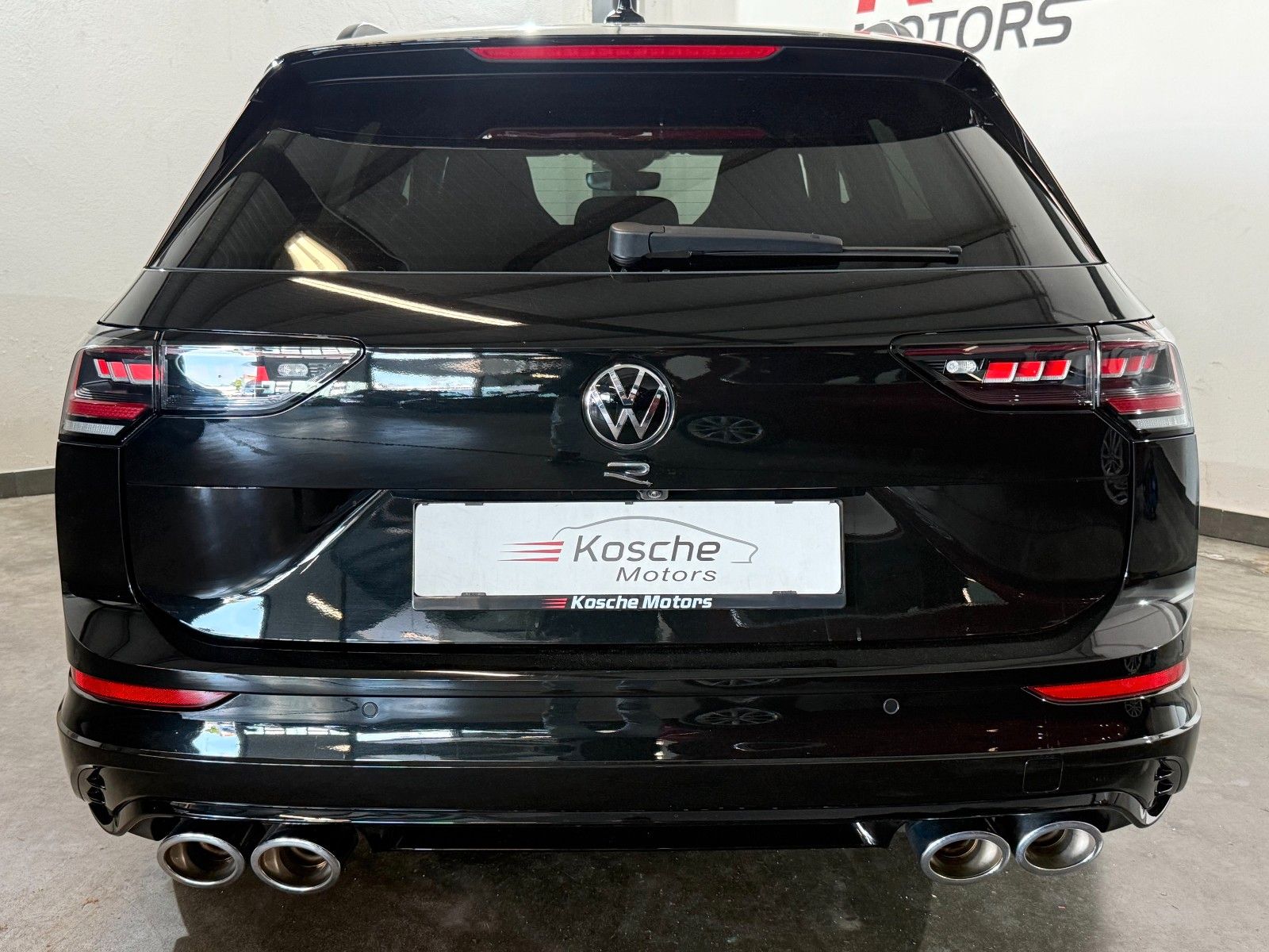 Volkswagen Golf VIII R 4 Motion Variant 2.0 TSI 5 Jahre Gar foto 6