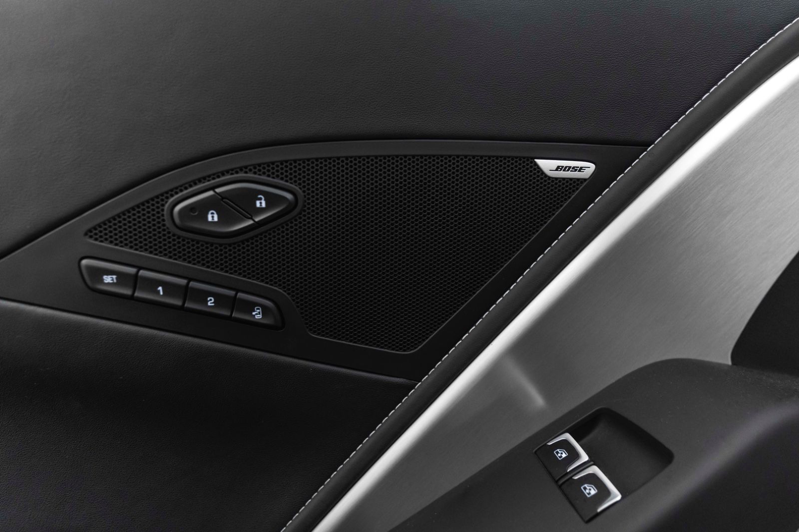 Fahrzeugabbildung Corvette C7 Stingray 6,2L Cabrio 3LT HUD KAM