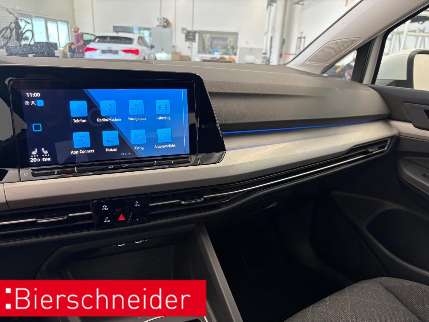 Volkswagen Golf 1.0 eTSI DSG DIGITAL COCKPIT LED NAVI PDC D, миниатюра 12