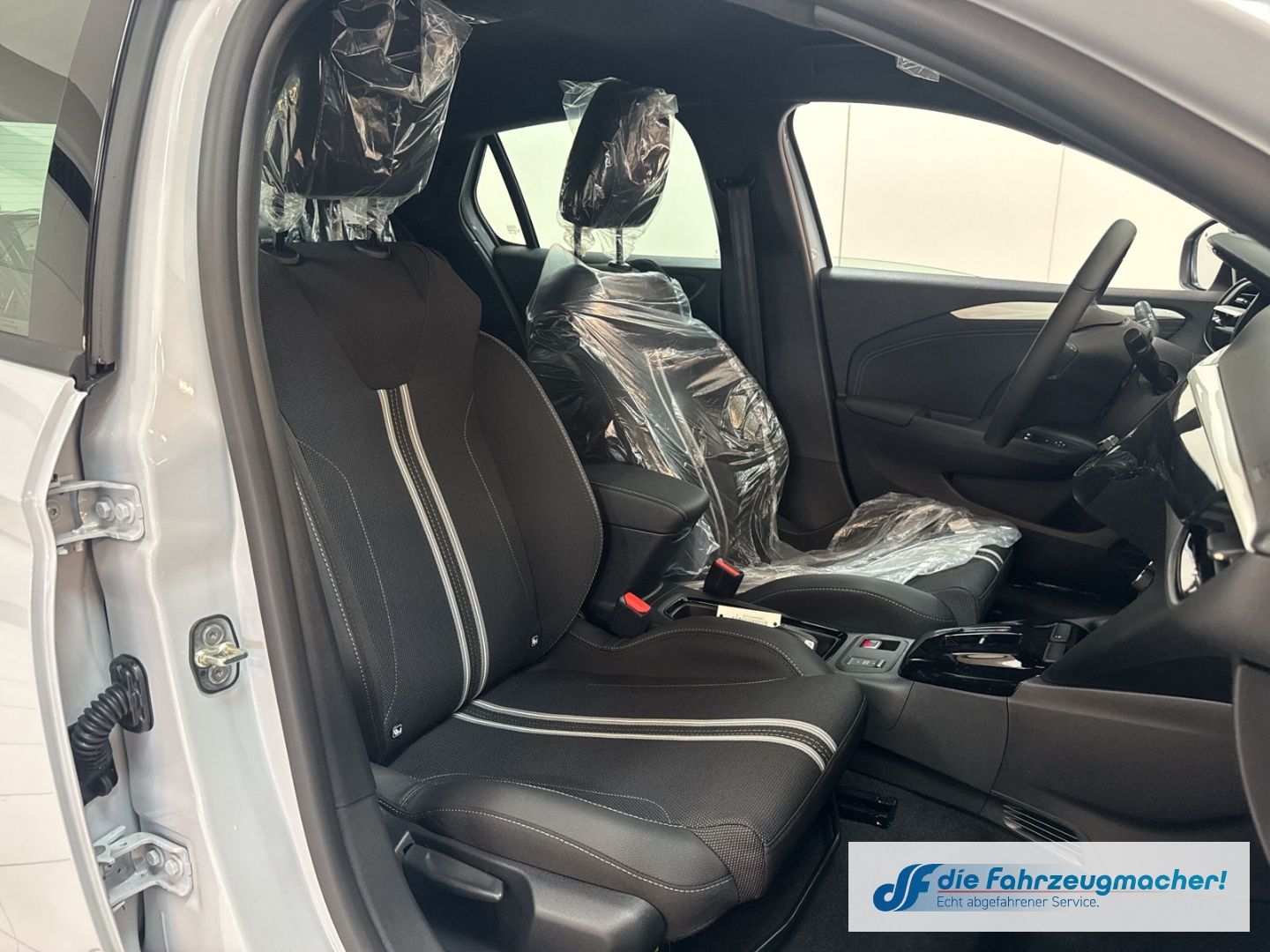 Fahrzeugabbildung Opel Corsa-e GS LED Apple CarPlay Android Auto Klimaa