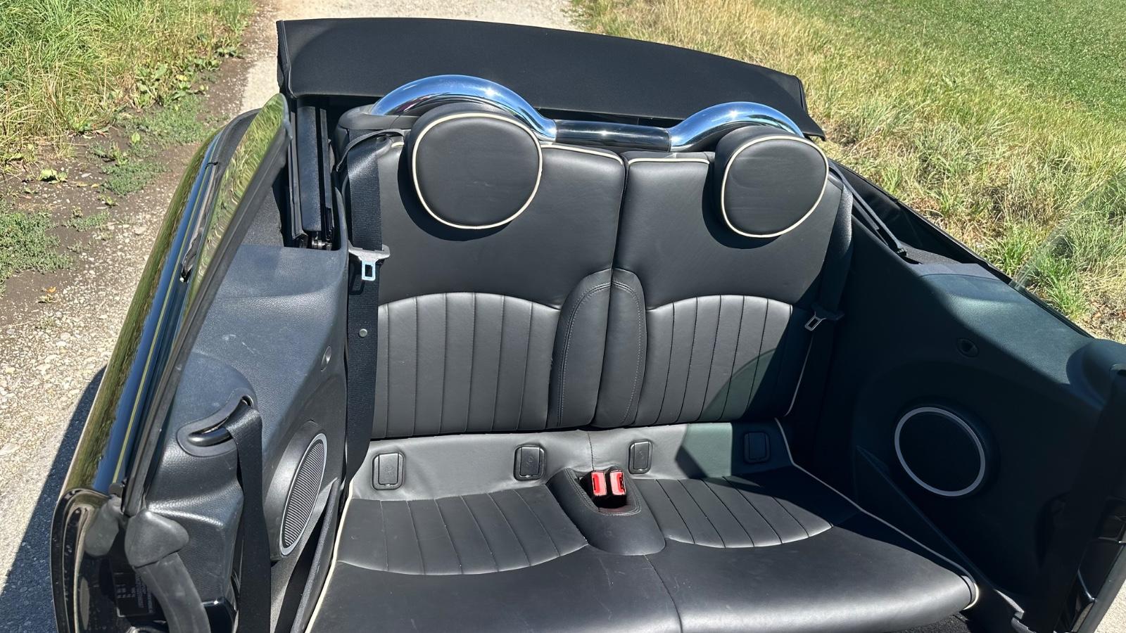 MINI Cooper S Cabrio Leder Navi 8-fach Service