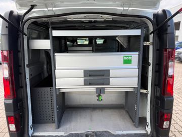 Renault Trafic - 10