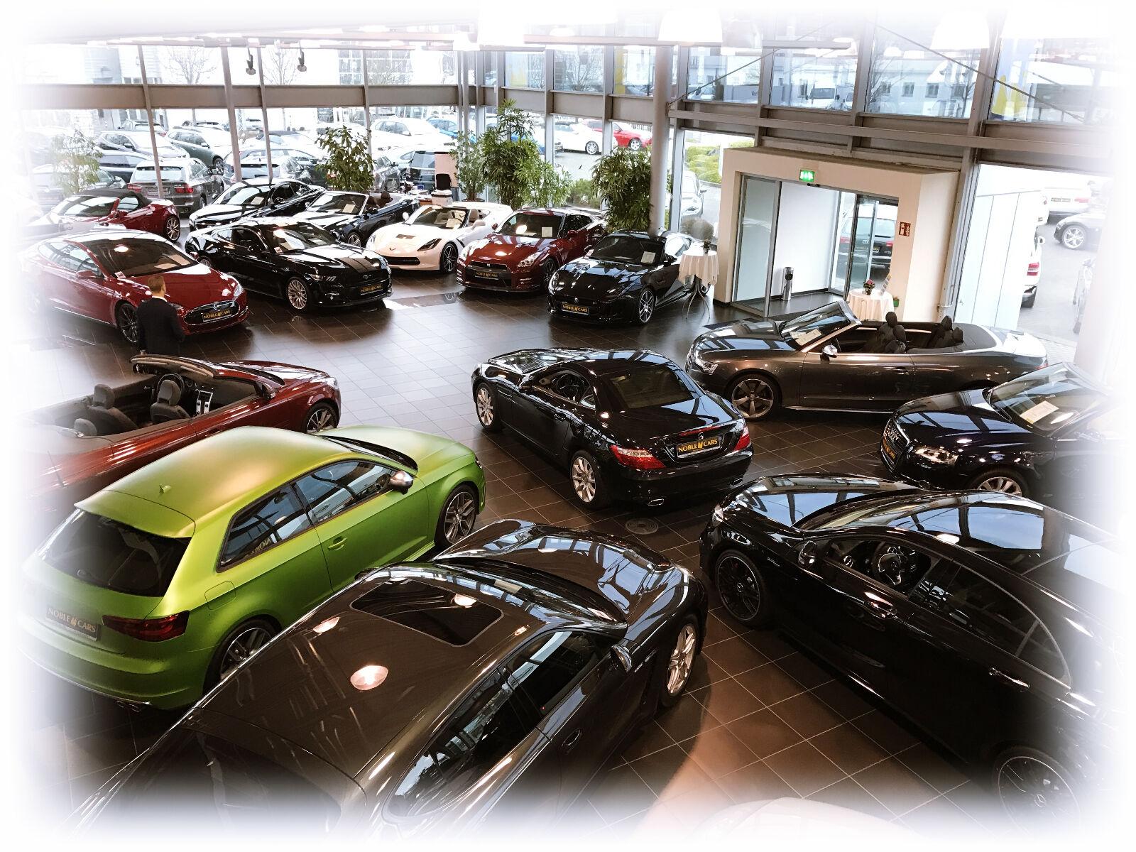 showroom-image-top