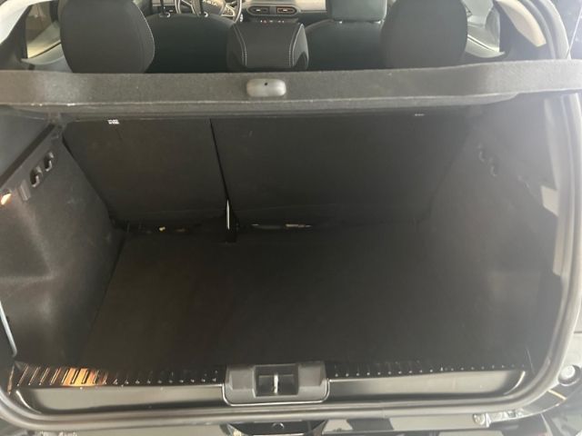 Fahrzeugabbildung Dacia Sandero III Stepway Expression 1.0 TCe 90 Klima