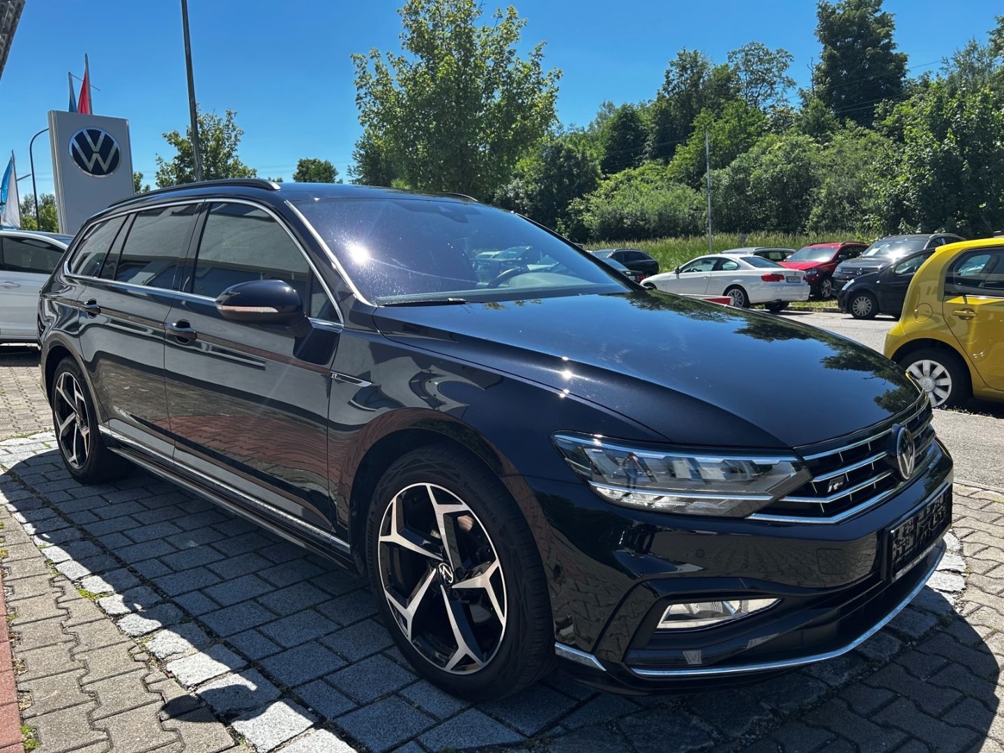 Passat Variant 2.0TDI DSG R-Line - AHK*H&K*Keyl!