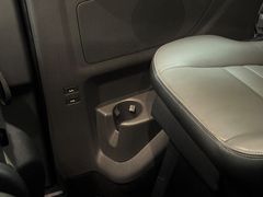 FORD Tourneo Custom|TitaniumX|8-Sitzer|Navi|Leder|AHK