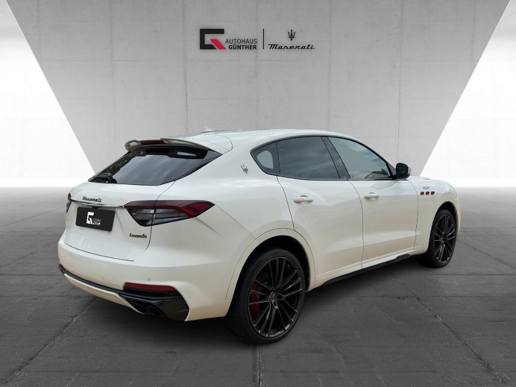 Maserati Levante Trofeo V8 581 HP Bowers 22'' Pano Carbon foto 4