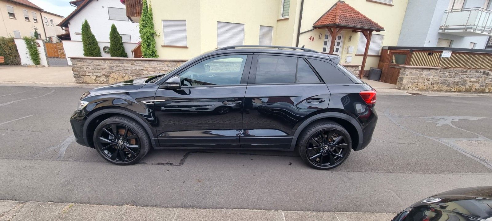 Volkswagen T-Roc 1.5 TSI DSG R-Line Black & Style imagem 2