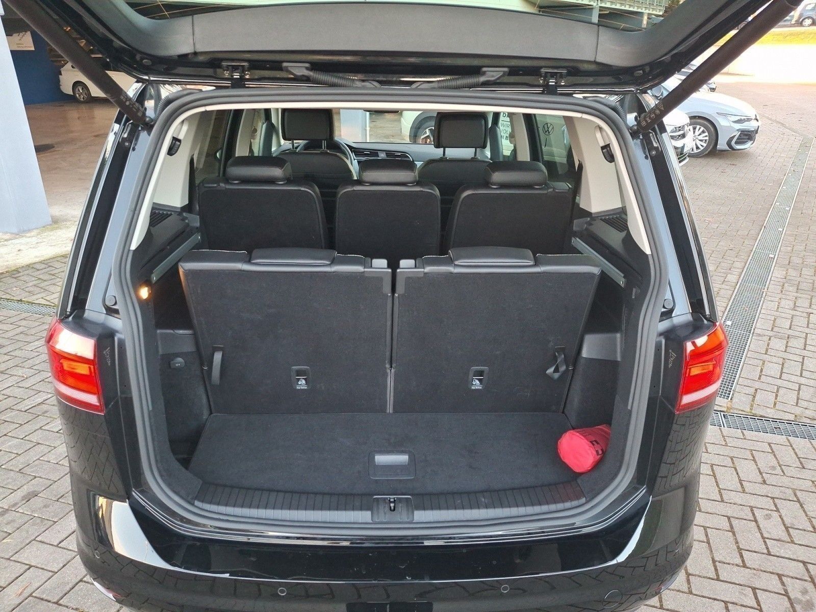 Volkswagen Touran - Bild 13