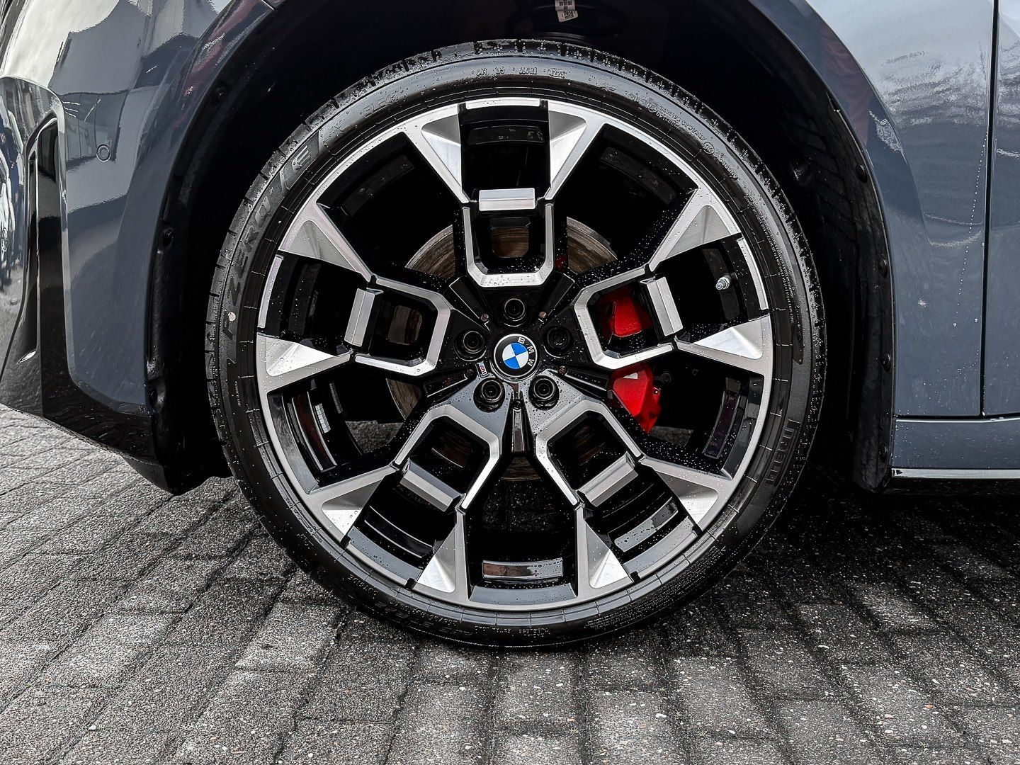 BMW iX3 - Bild 4