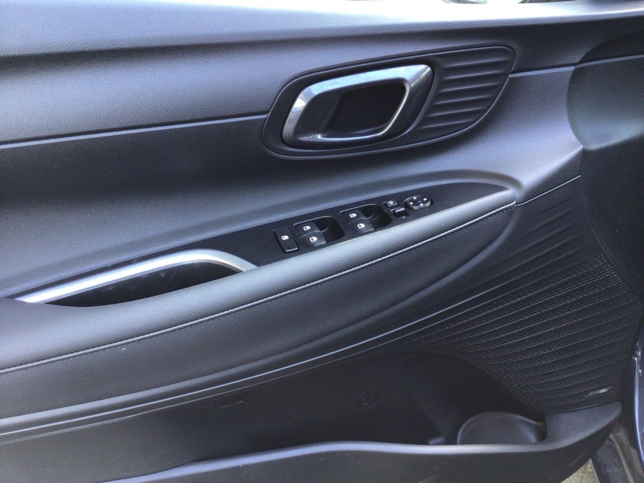 Fahrzeugabbildung Hyundai i20 TREND *BOSE*SOUNDPAKET* SpurH