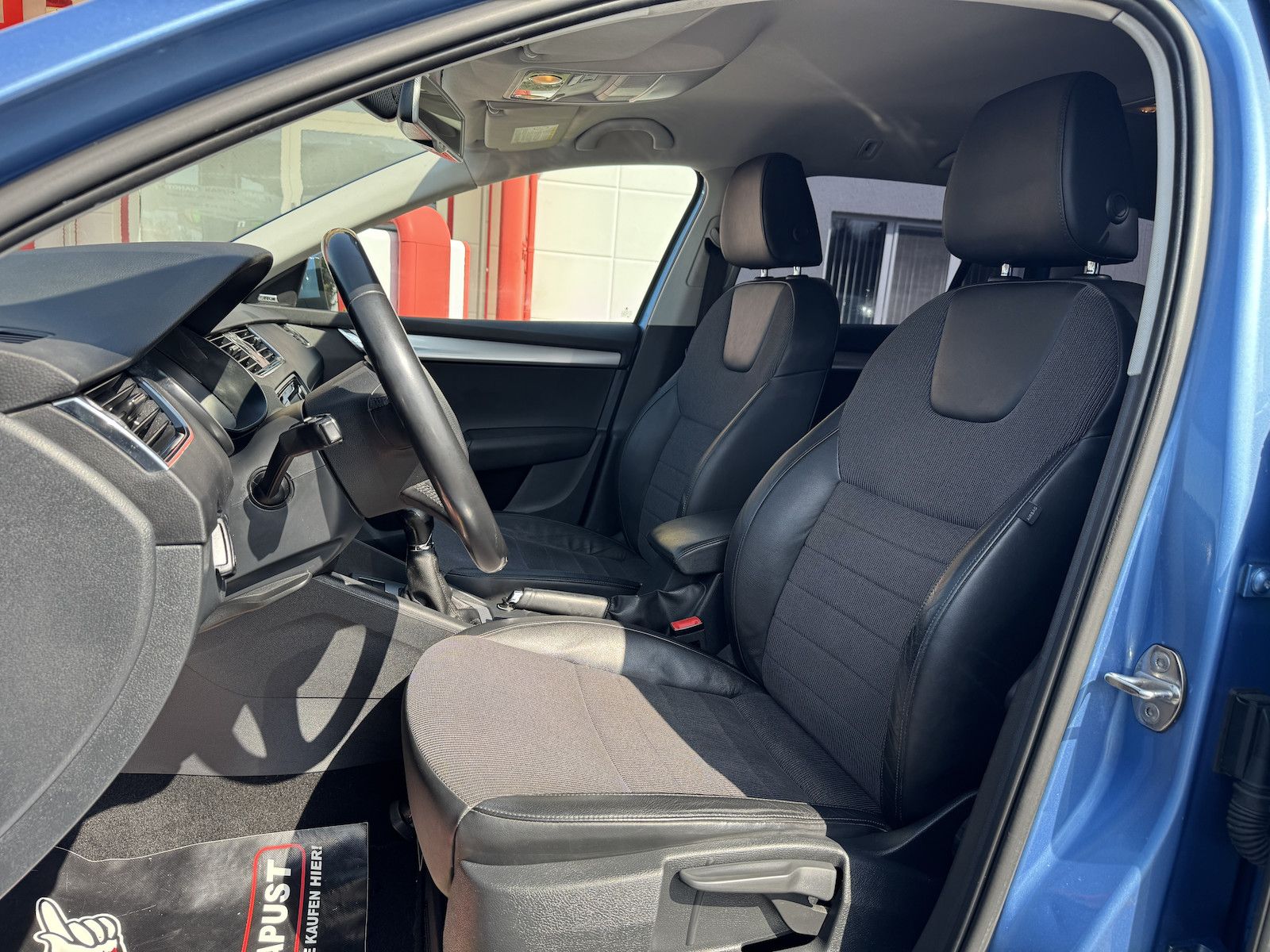 Fahrzeugabbildung SKODA Octavia 1.4 Elegance/Nav/DAB/Teilleder/Sound/Ahk