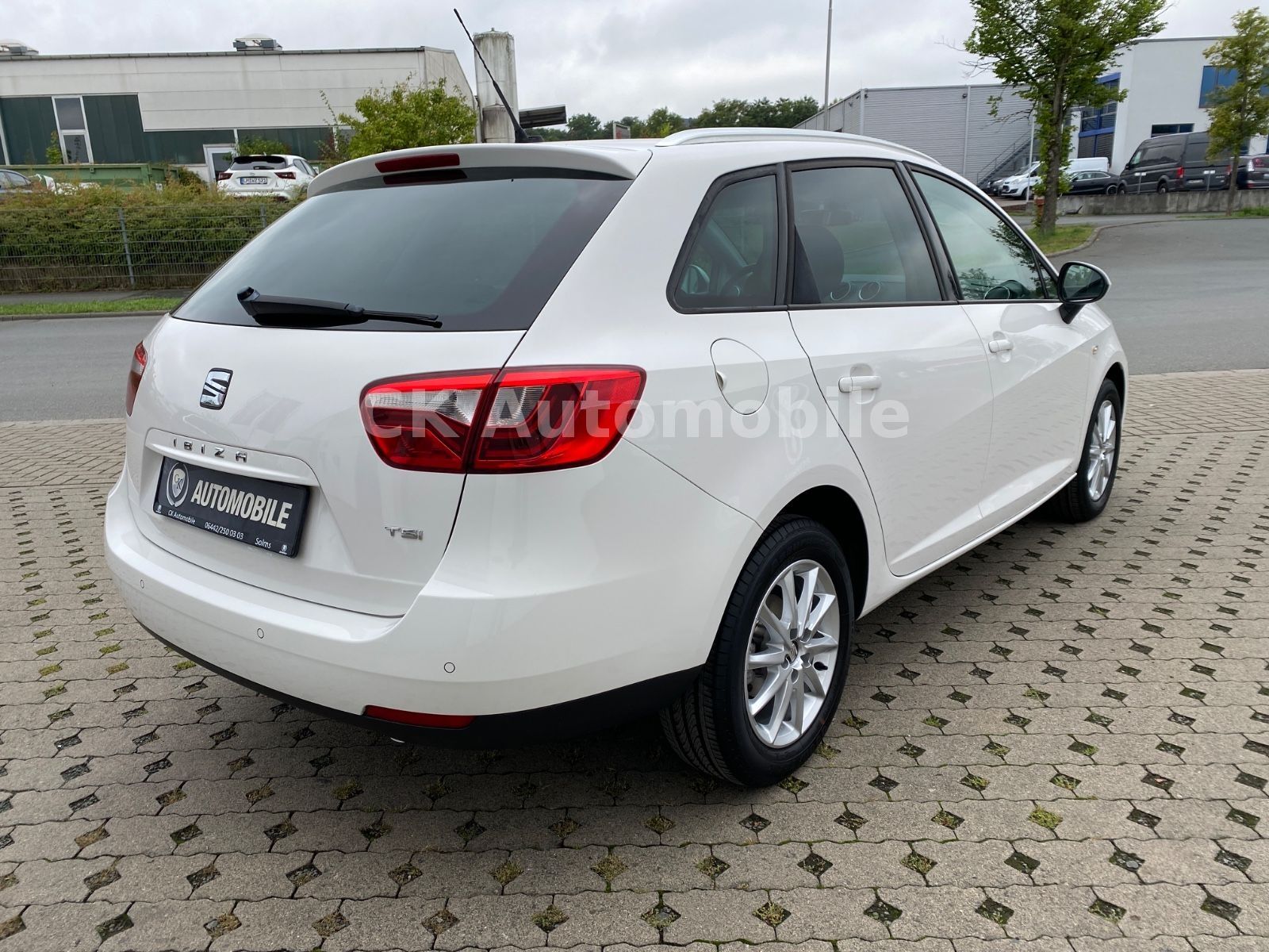 Fahrzeugabbildung SEAT Ibiza ST 1.0 TSI Style DSG/Navi/Bi-Xenon/PDC