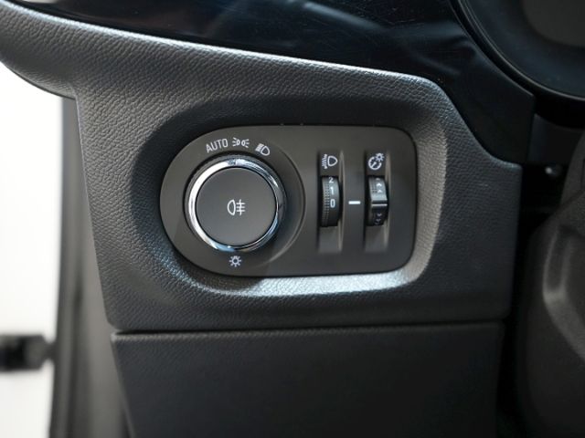 Corsa F FACELIFT GS AT+LED+NAVI+RÜCKFAHRKAMERA+S