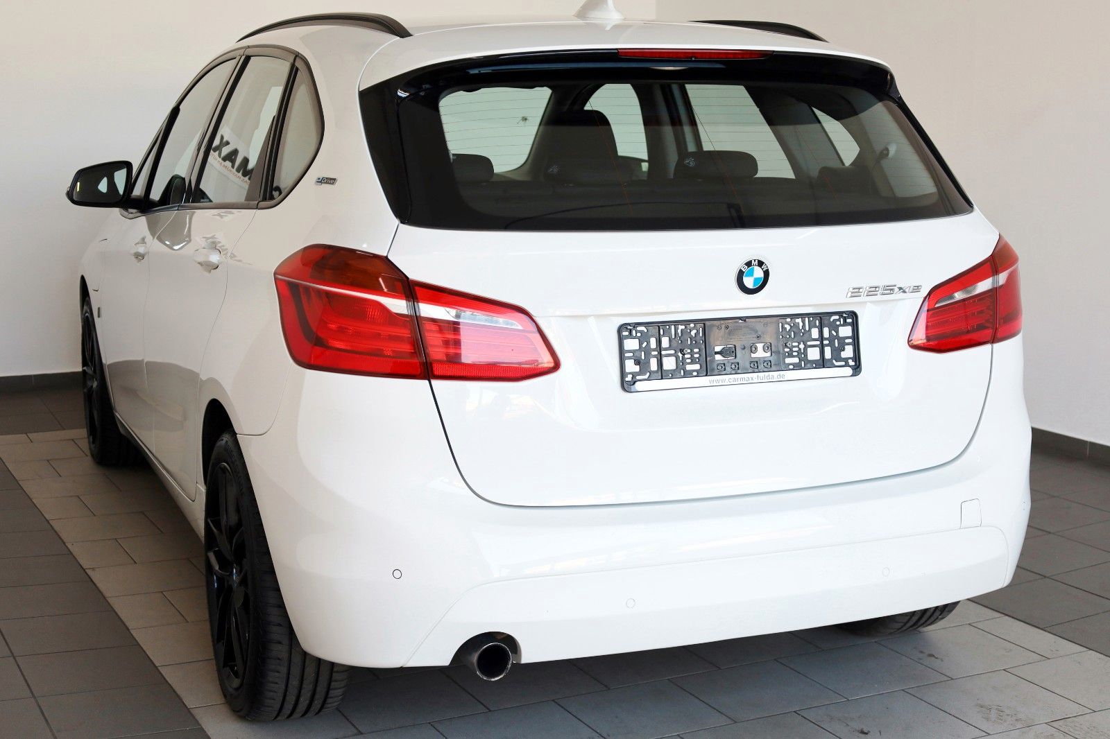 Fahrzeugabbildung BMW 225xe Active Tourer Advantage Navi,LED,SH,PDC