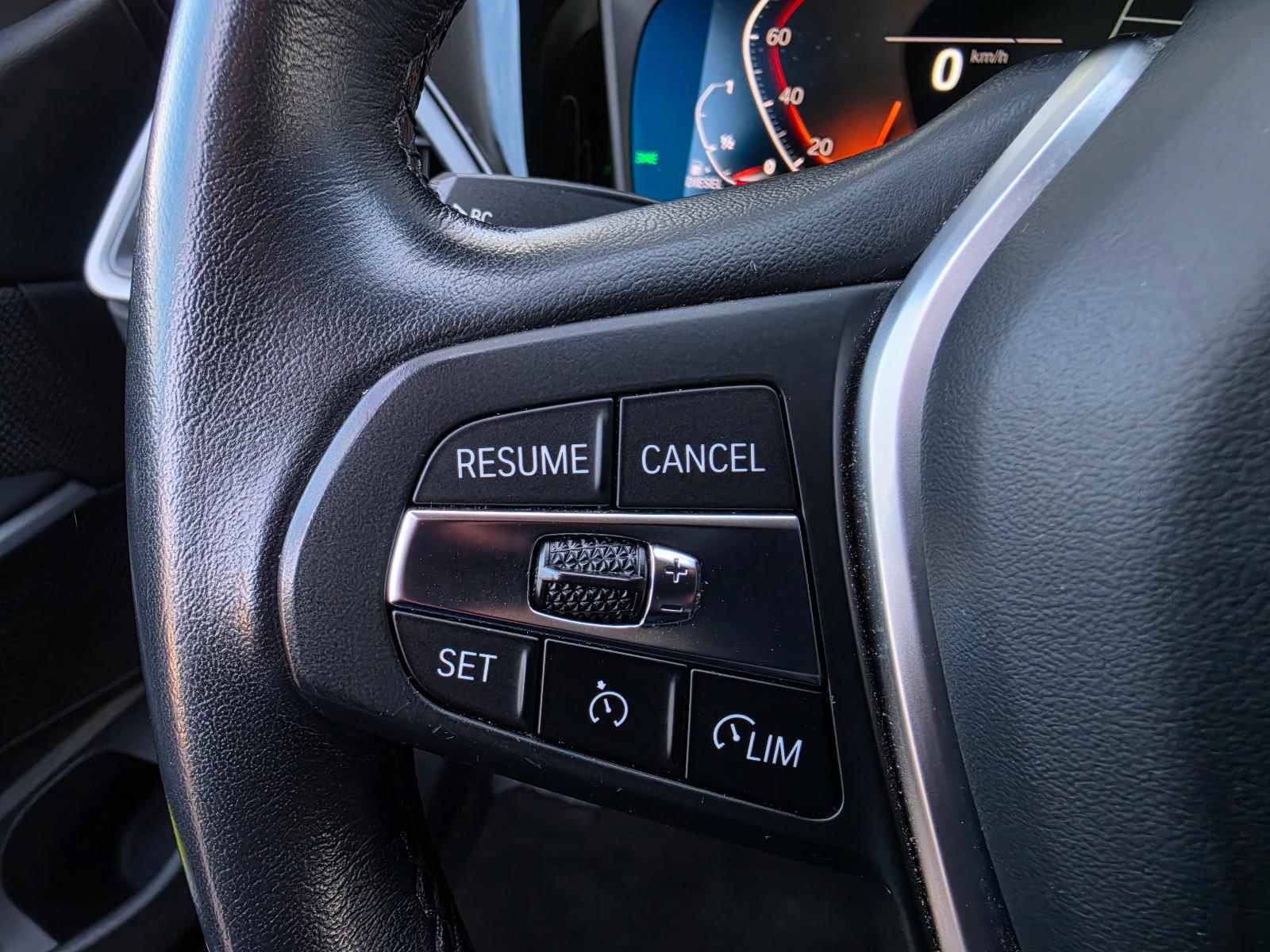 BMW 318d Advantage TÜV Neu/LED/Virtuell Cockpit/Navi