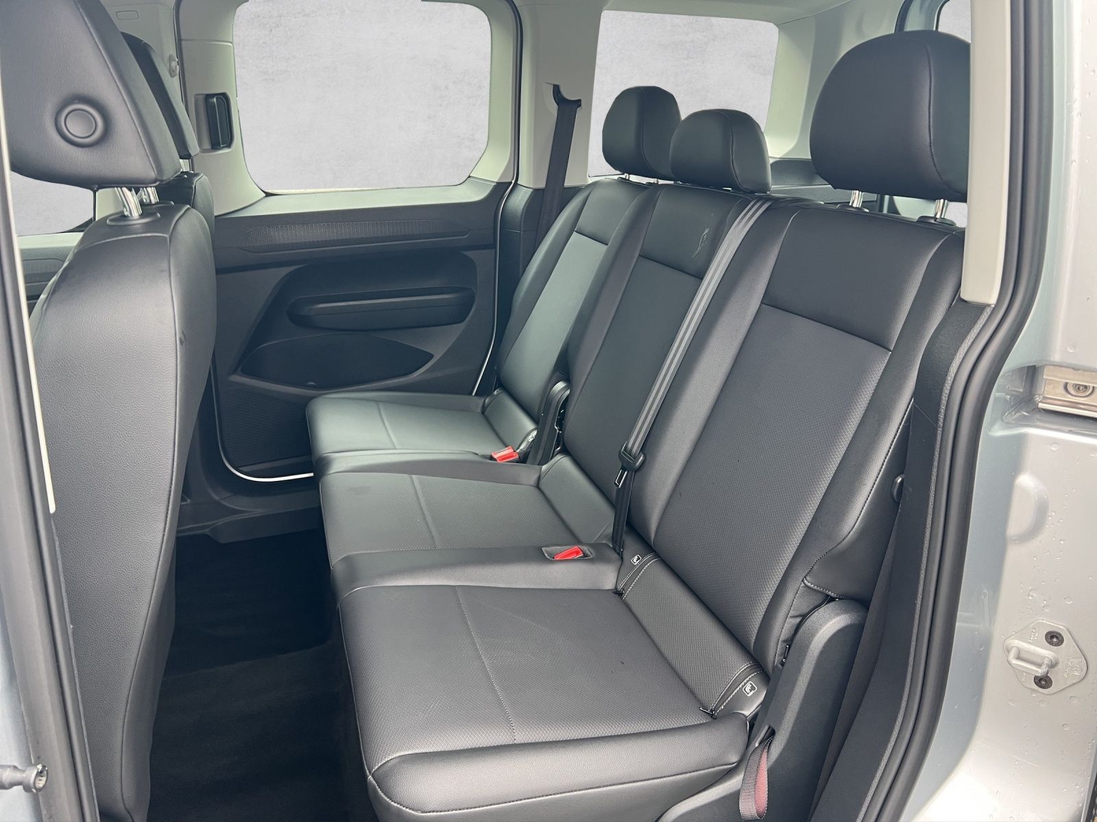 Caddy Kombi 5-Sitzer 2,0 l 55 kW TDI EU6 SCR Fro