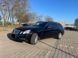 Mercedes-Benz 250 - Mercedes-Benz 250 mit Benzin-Antrieb