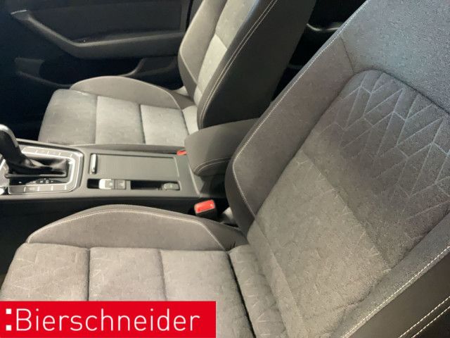 Volkswagen Passat Variant - Bild 10