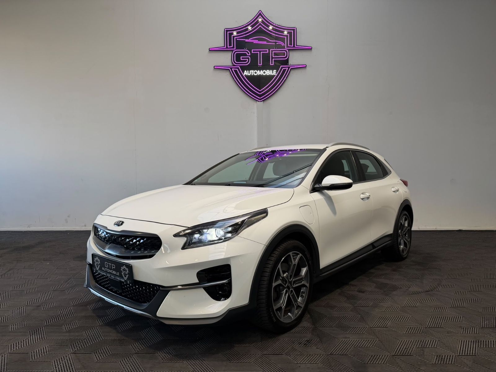 Kia XCeed Spirit Plug-in Hybrid *LED*SHZ*LHZ*RKam*