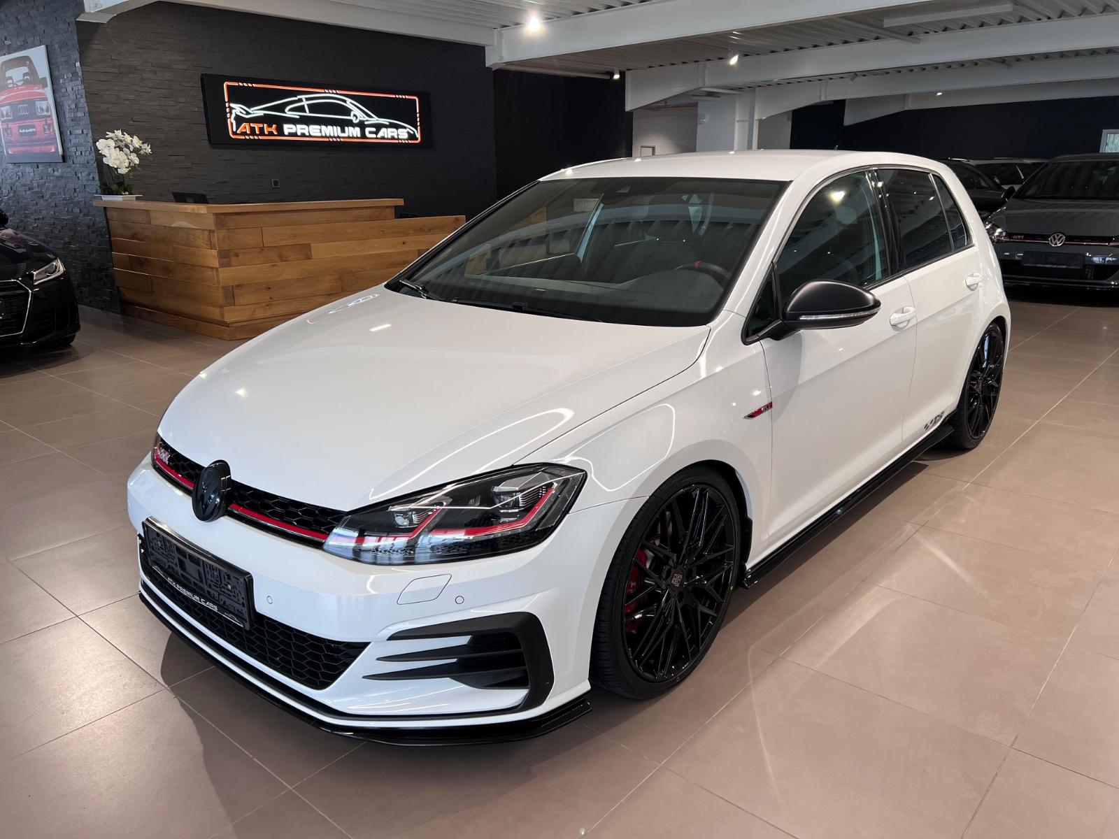 Volkswagen Golf 2.0 TSI DSG GTI TCR ACC 19Zoll NAVI 1.HAND