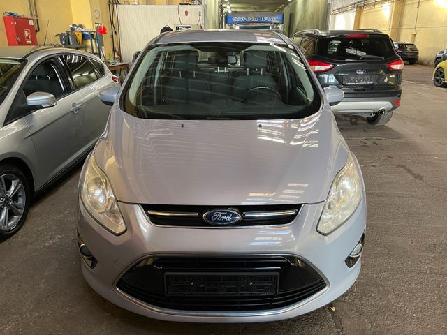 Ford C-Max 7 Sitzer /Automatik/Rückfahrkam...