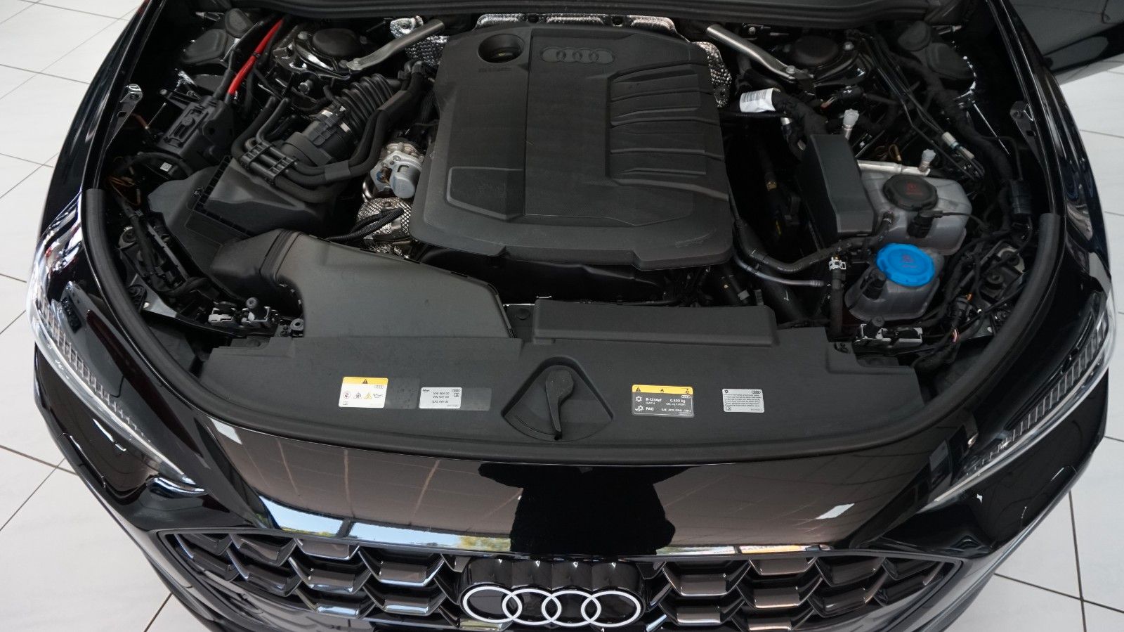 Fahrzeugabbildung Audi A5 Avant *MwSt*Autom.*Werksgarantie*S-Line*