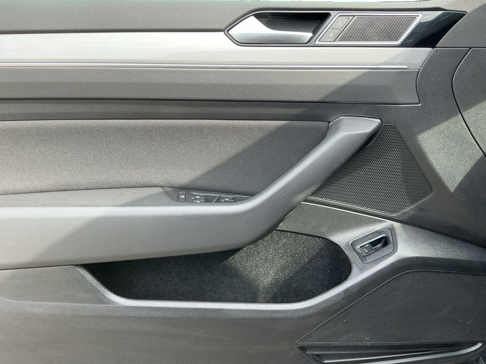 Volkswagen Passat Variant - Bild 15