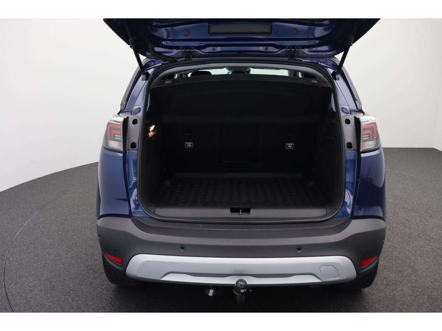 Fahrzeugabbildung Opel Crossland Ultimate 1.2 Totwinkelassistent Alcant