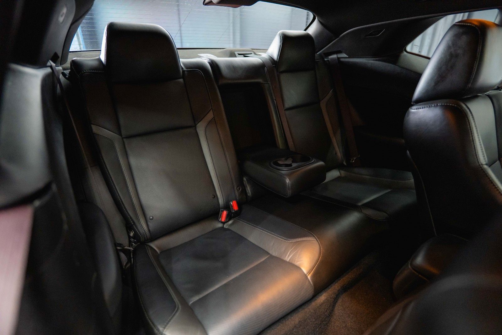 Fahrzeugabbildung Dodge Challenger 3.6 V6 GT SRT Styling *LED*1.Hand*19%