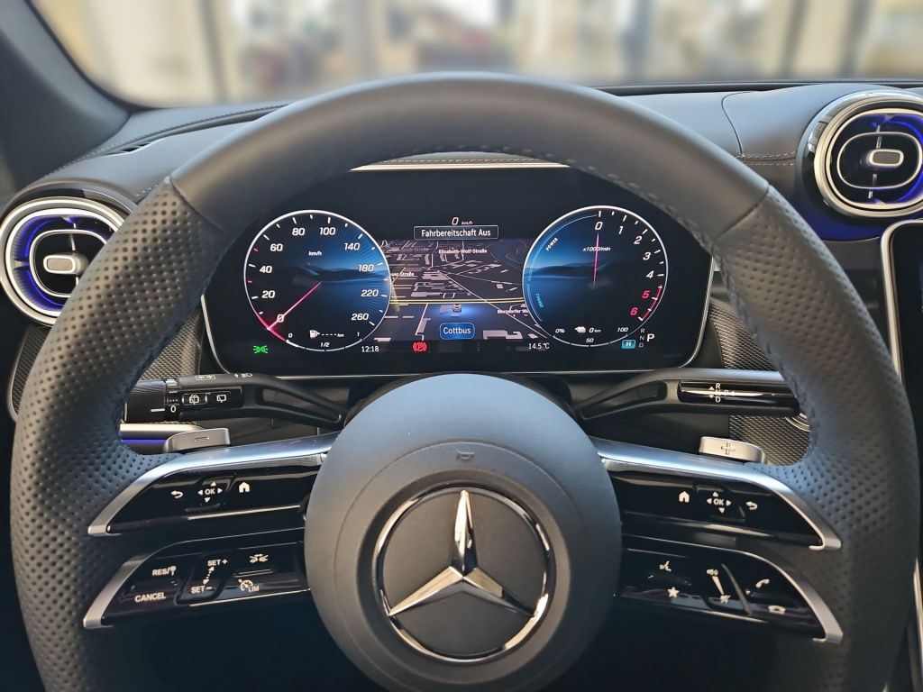 Fahrzeugabbildung Mercedes-Benz GLC 300 de 4MATIC +AMG+NIGHT+AHK+MEMORY+PANO+