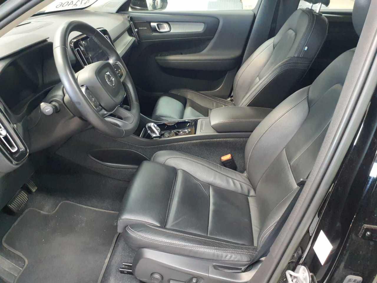 Volvo XC40 B5 B AWD Ultimate Bright