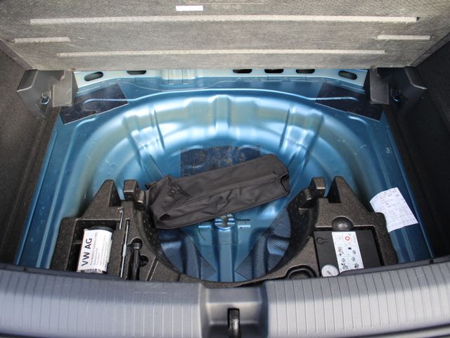 T-Roc 1,5 TSI Style DSG*Navi*Totwinkel*LED