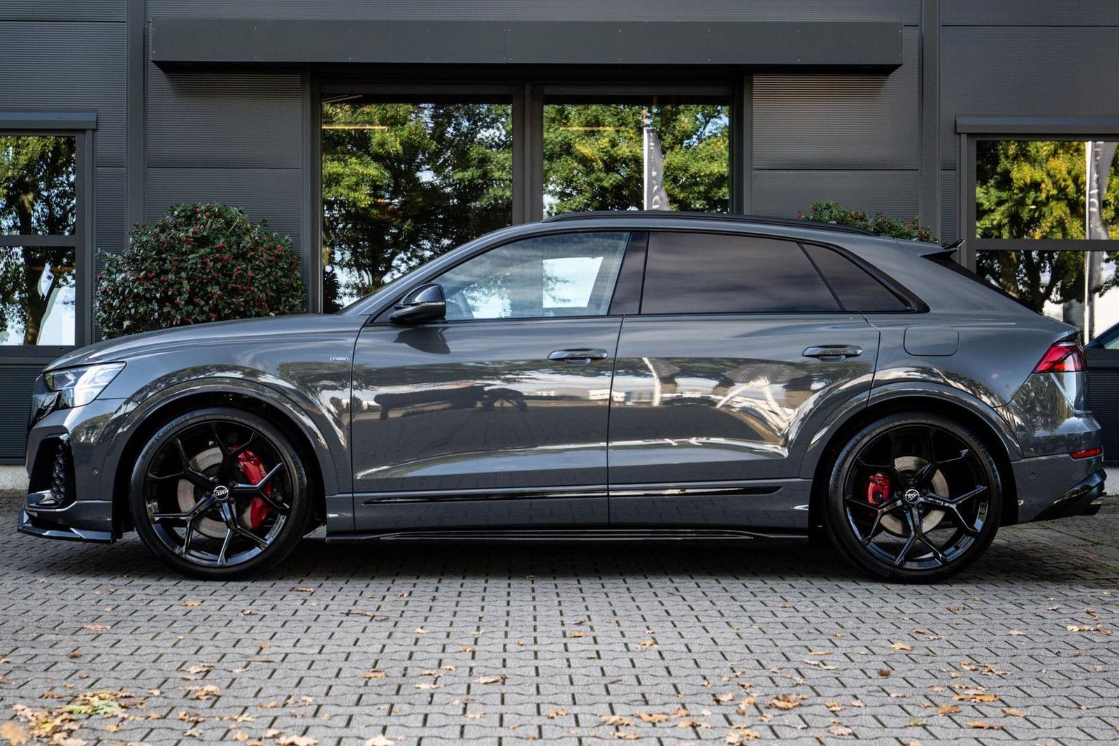 Audi Q8 60 TFSI e Competition 490pk, Nimbus, Full-opt imagem 3