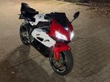 Honda CBR 1000rr Fireblade SC57 Supersportler  - HONDA 2004 FIREBLADE