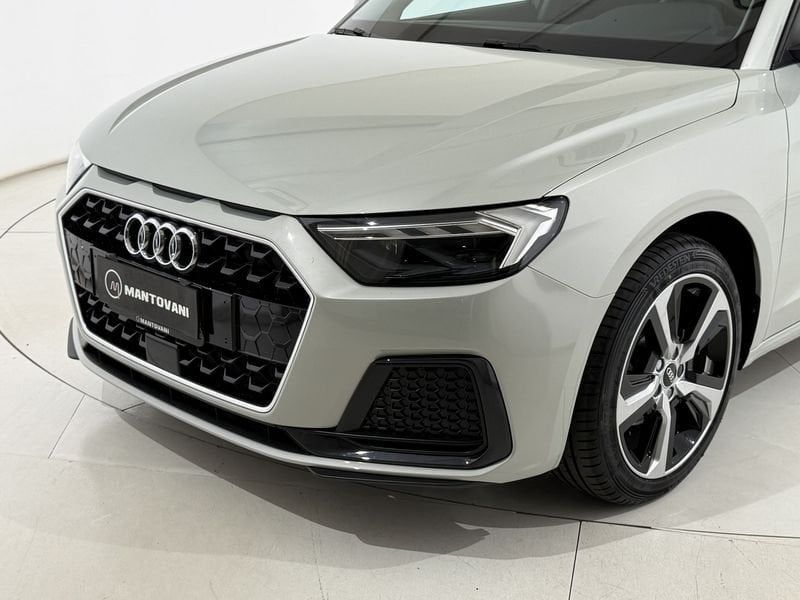 Audi A1 Sportback 30 TFSI S Identity Black imagem 2