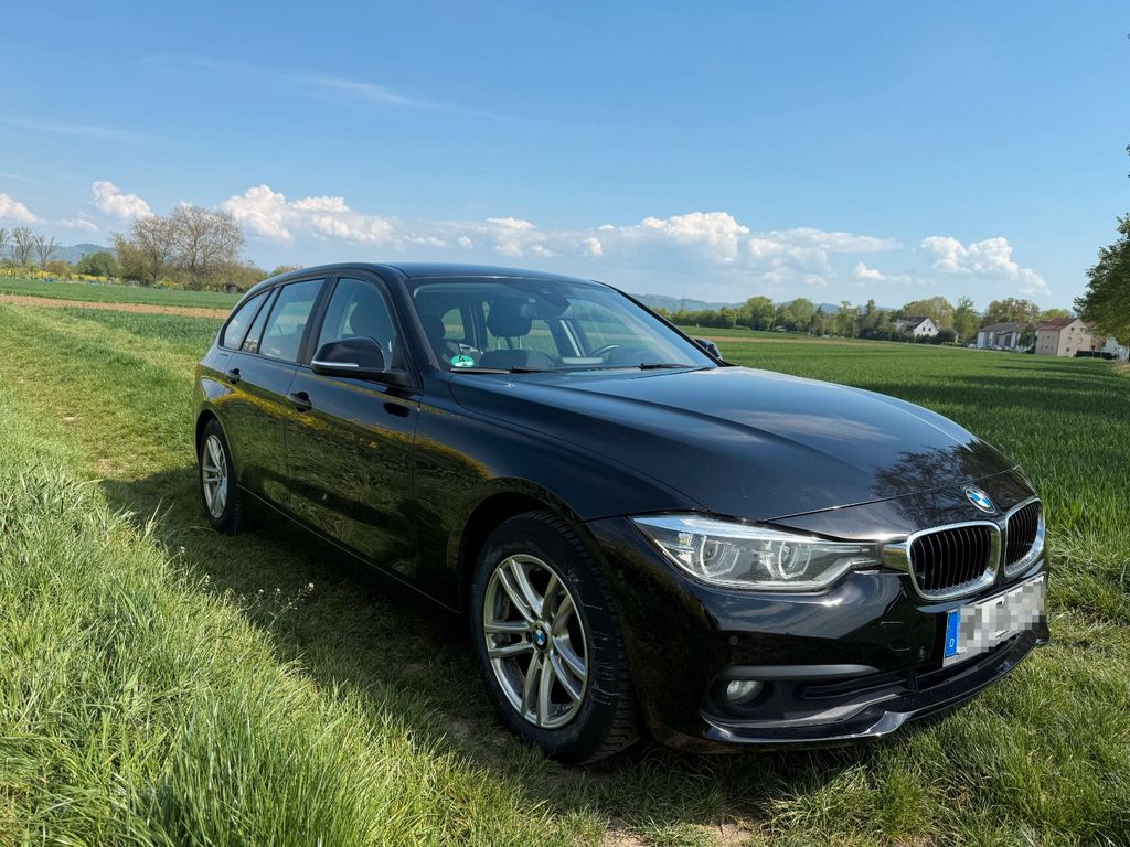 Image of BMW 320