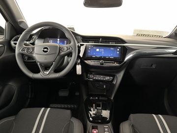 Fotografie 15 des Opel Corsa 1.2 Direct Injection Turbo Hybrid 48 V YES