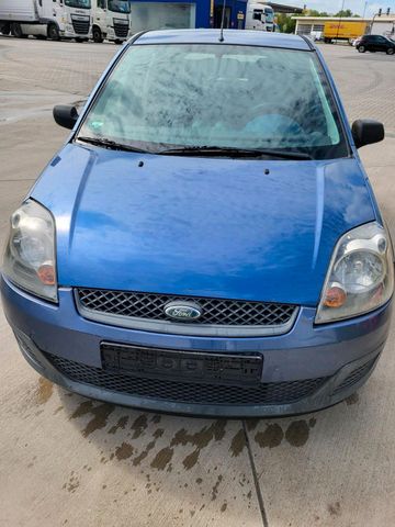 Ford Fiesta mit tüv