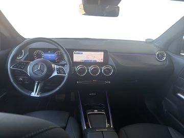 Mercedes GLA 180 - 7